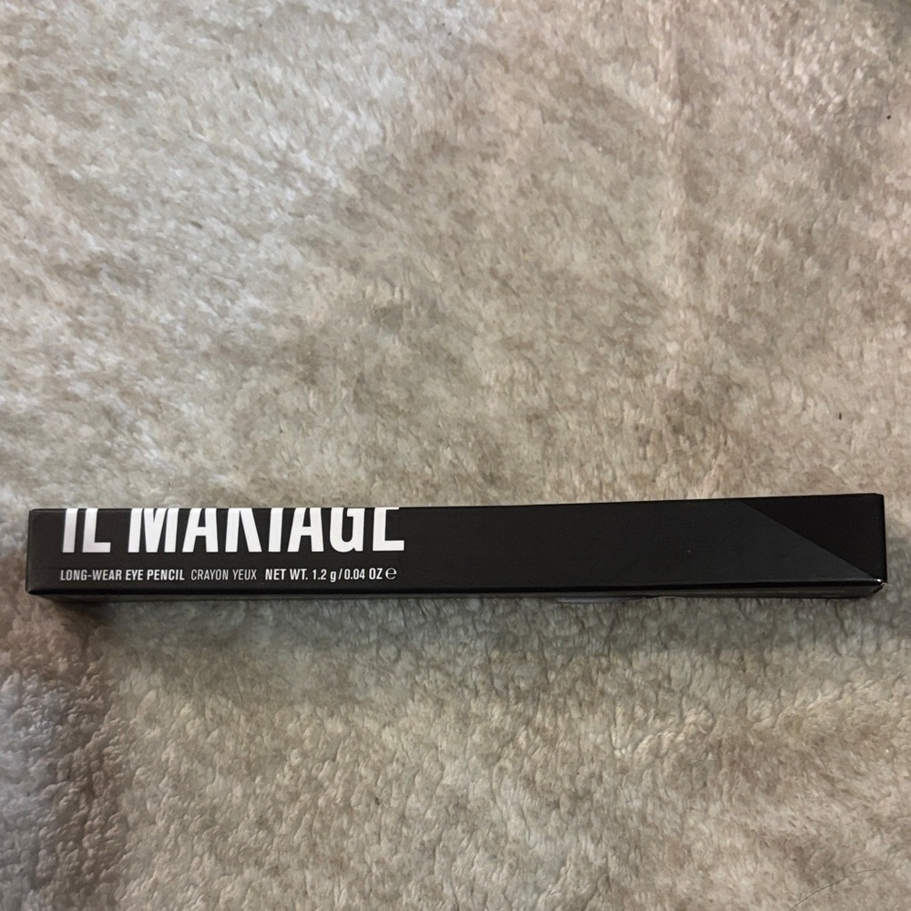 IL MAKIAGE Eye Pencil in Black